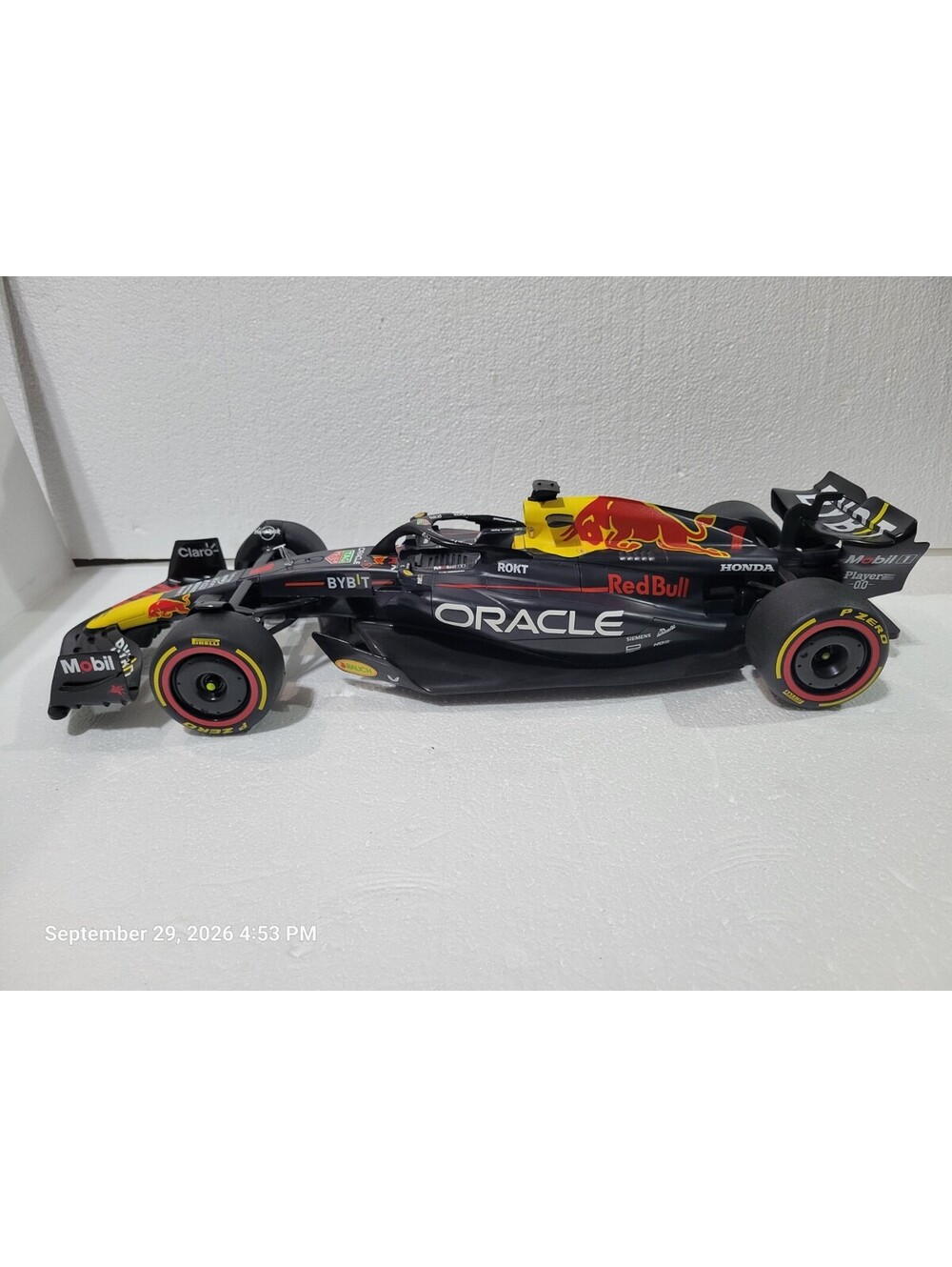 RC Car 1/10 Maisto Replica Max Verstappen Oracle Red Bull Racing RB19; Formula 1